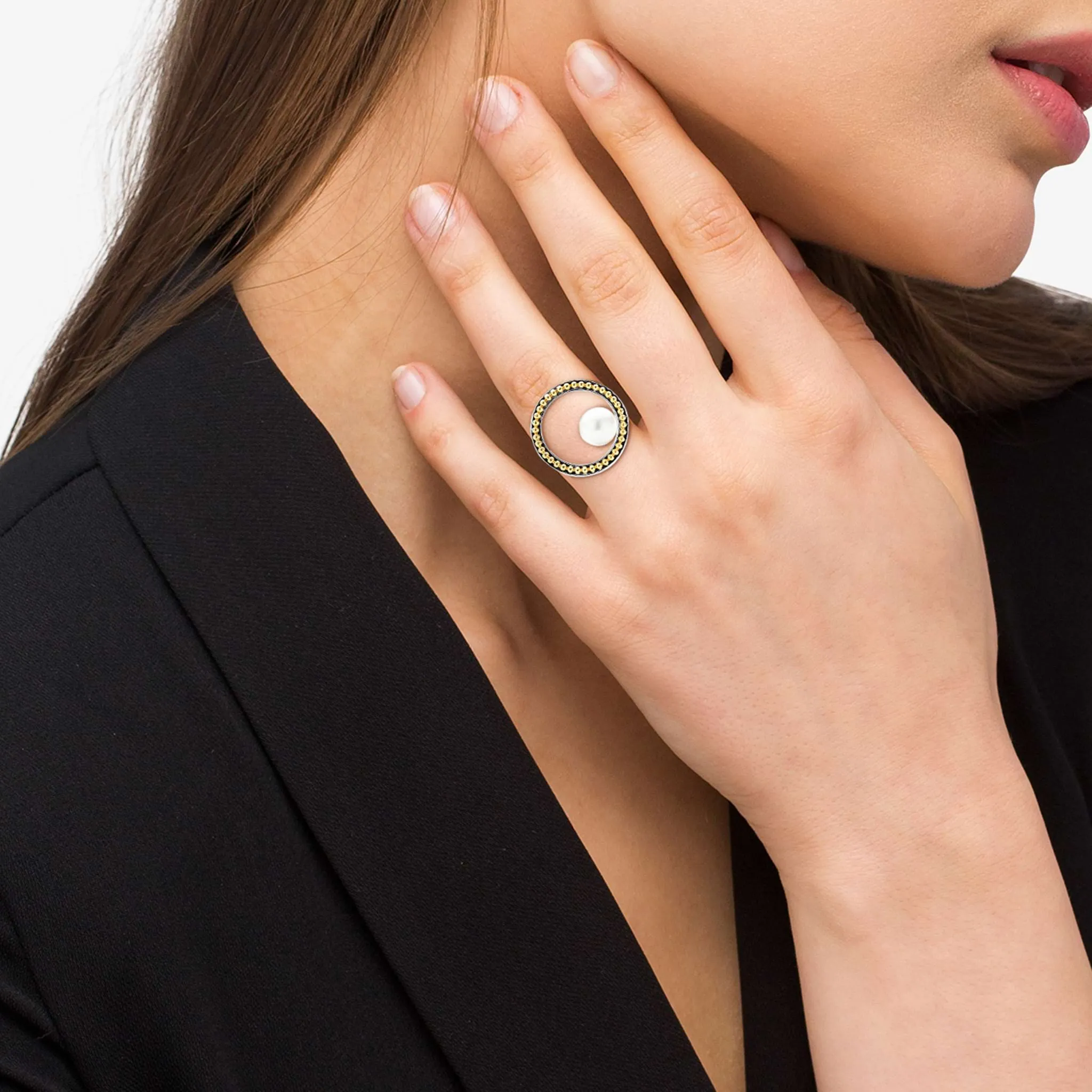 Circle Pearl Statement Ring (Size 6)