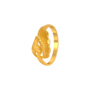 Engagement Gold Ring Design With Immaculate Precision