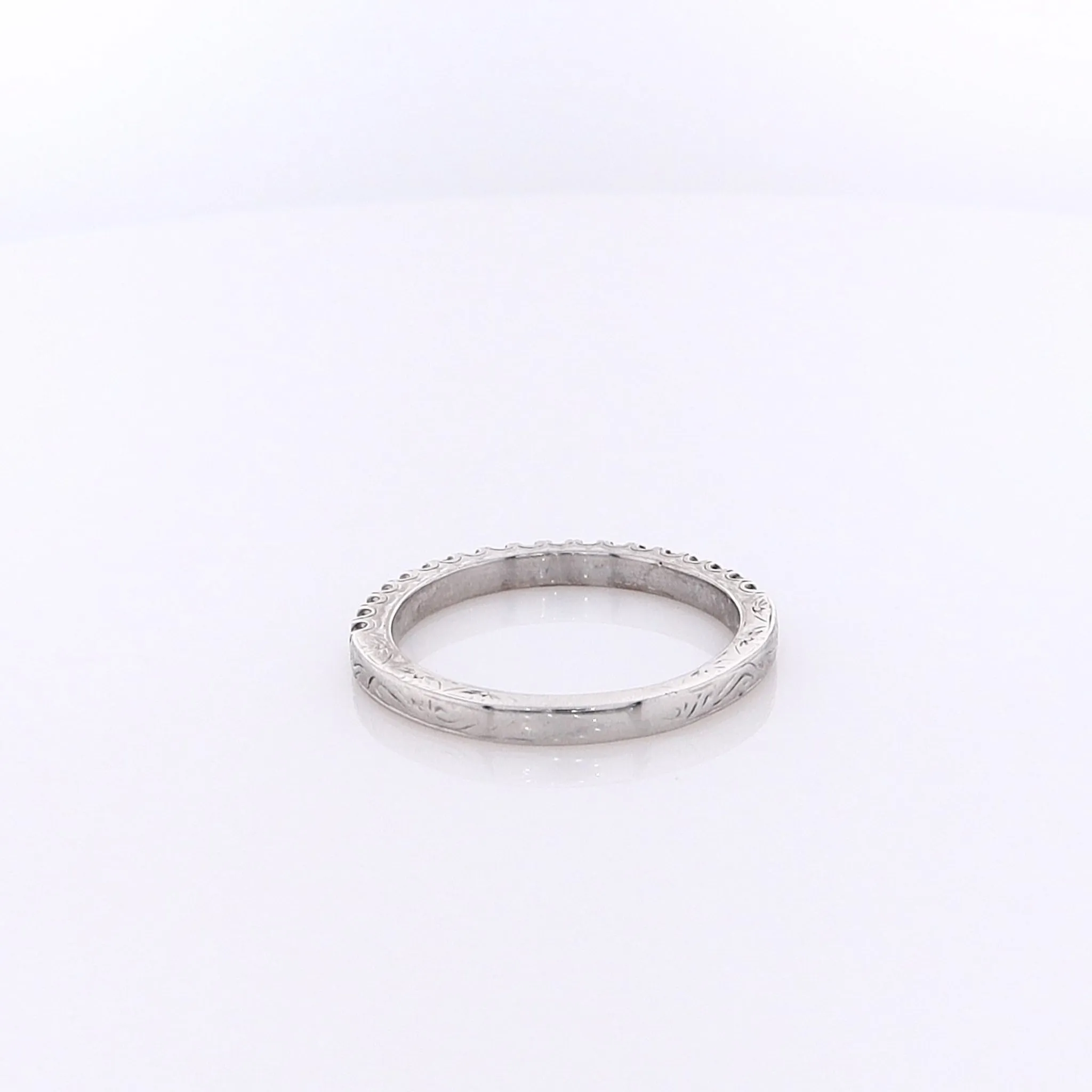 Estate Flyer Fit 18 Karat White Gold Vintage Diamond Wedding Band