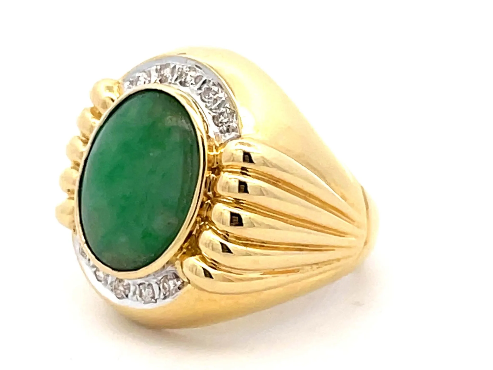 Mottled Green Jade and Diamond Ring with Fluted Shoulders in 18K Yellow Gold