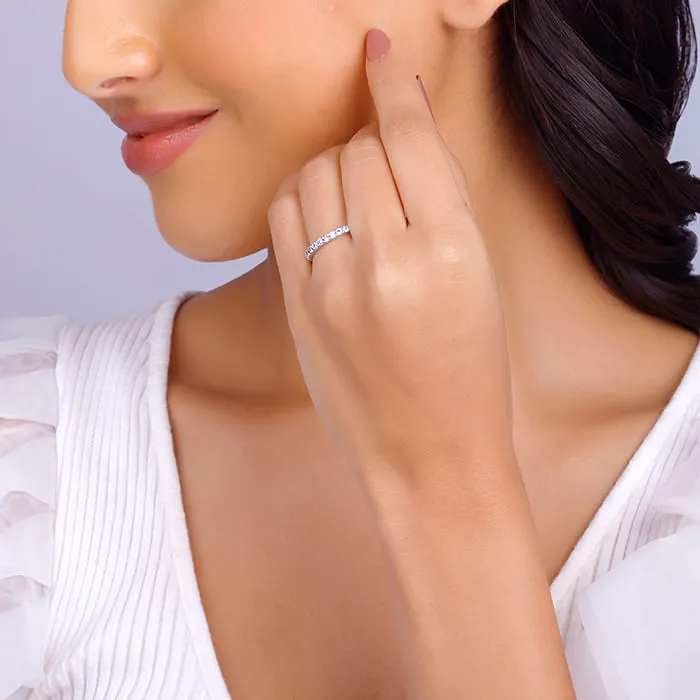 Silver Enchanting Radiance Ring