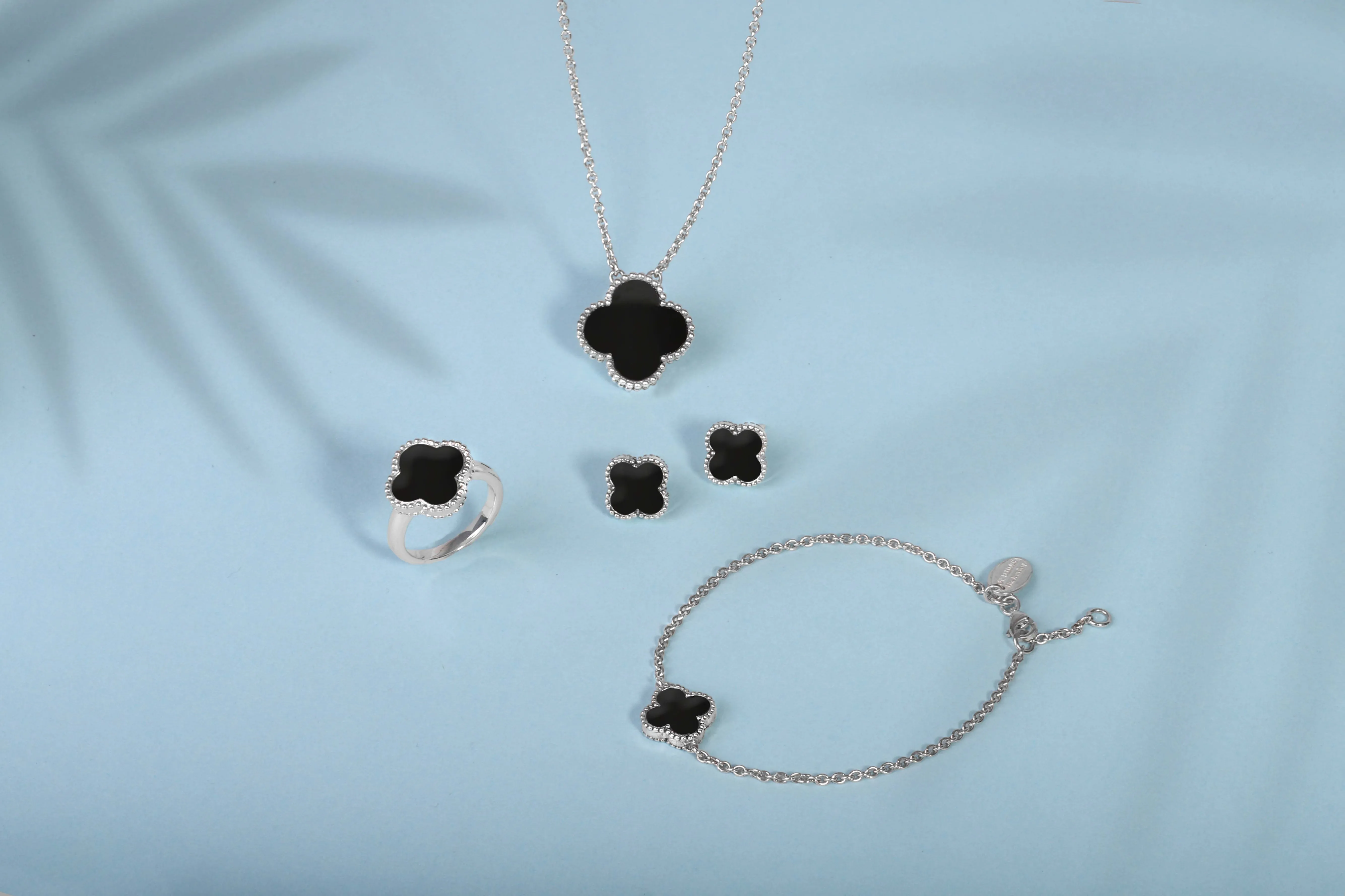 Sterling Silver Whitby Jet Bloom Four Leaf Clover Ball Edge Ring